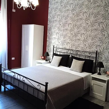 Chloe's Guest house *